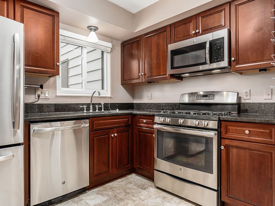 Beautiful cabinetry and granite counters