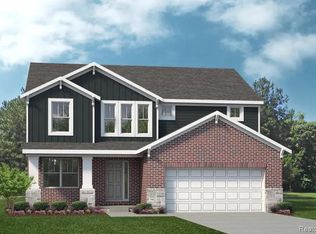 286 Silver Oak Dr, Ann Arbor, MI 48103