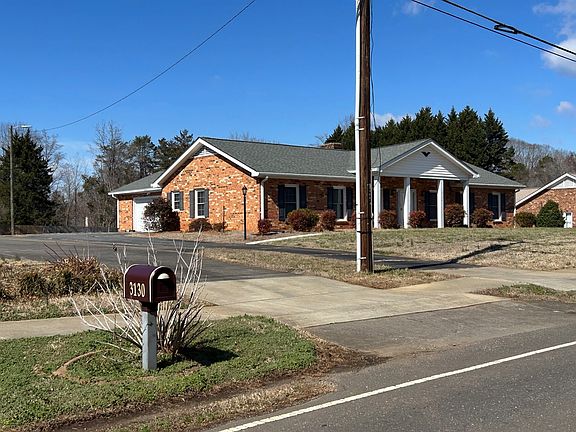2nd image of 3120 Middlebrook Dr