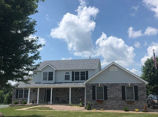 1415 Highland Park Ct, Wentzville, MO 63385
