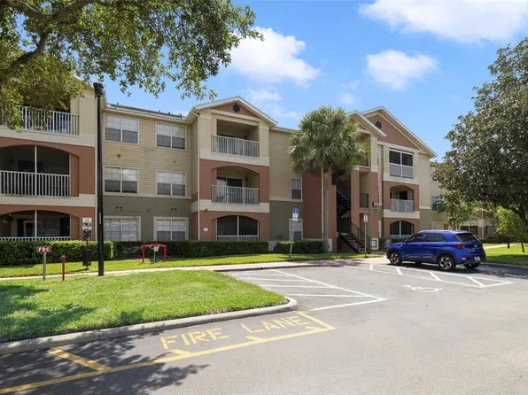 1939 SUMMER CLUB DRIVE #111, OVIEDO, FL 32765