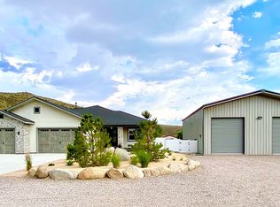 15860 Fawn Ln, Reno, NV 89511