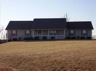 440 Fred Norton Rd, Hawk Point, MO 63349