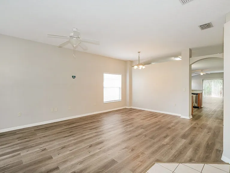 5310 Braddock Dr — Photo 3