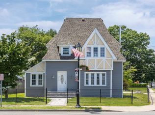 2095 Great Neck Rd, Copiague, NY 11726