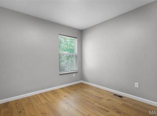 905 Cornell Ave, Saint Louis, MO 63119