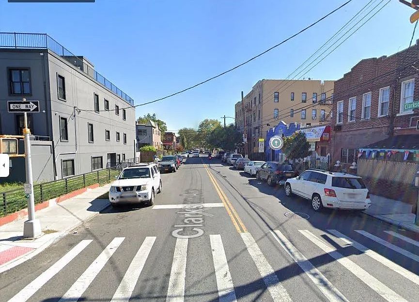 2nd image of 928 Clarkson Ave