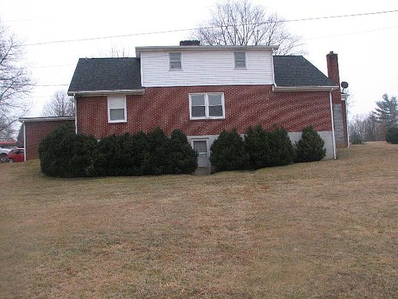 5th image of 179 Canterbury Ln