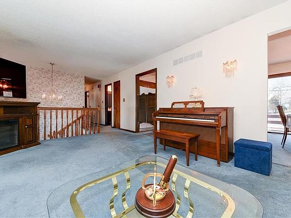 3rd image of 1760 N 64th Ter