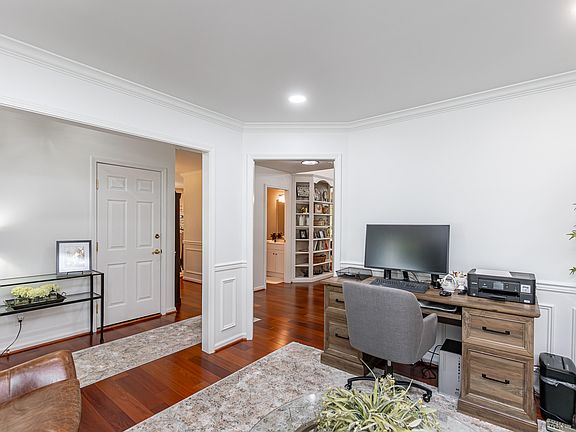 5th image of 5061 Magnolia Gardens Pl