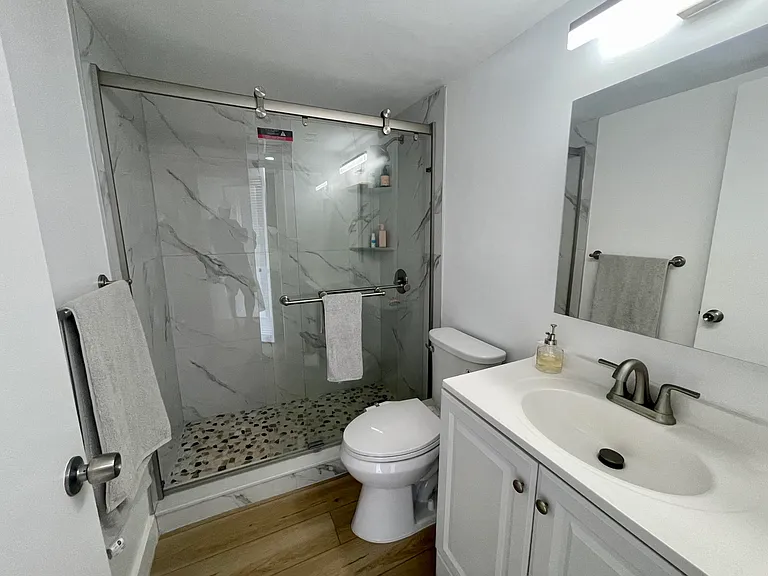 1100 Crystal Lake Dr #207 — Photo 12