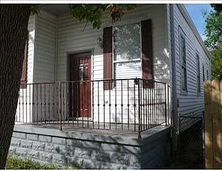 1st image of 2411 Lapeyrouse St