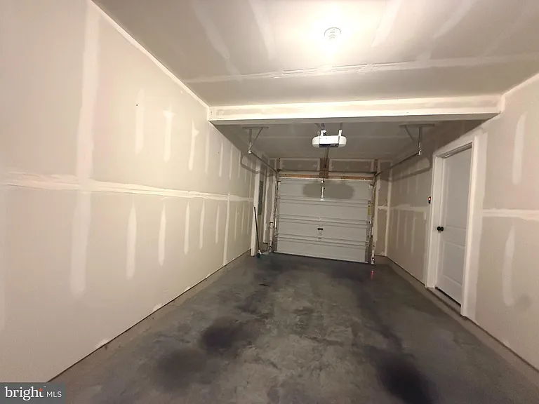 35 Thrower Rd — Photo 22