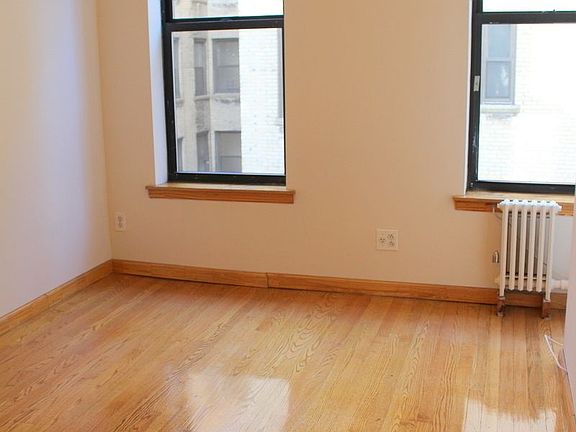 3rd image of 302 E 5th St #B