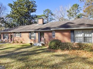 1806 Waverland Cir, Macon, GA 31211