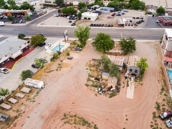 452 N Main St, Moab, UT 84532