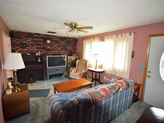 3rd image of 5398 Footville Richmond Rd