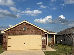7116 Calshot Rd, Pilot Point, TX 76258