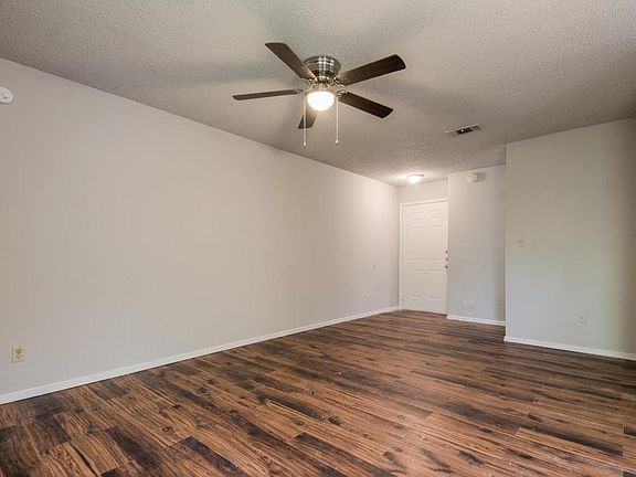 4th image of 246B W McFarland St #246B