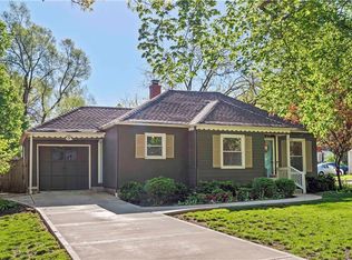 5943 Fontana St, Fairway, KS 66205
