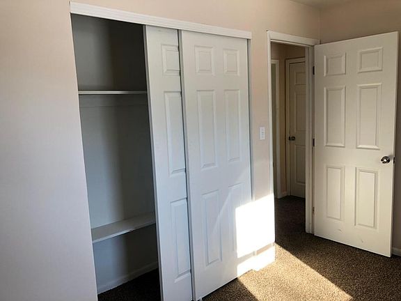 5th image of 2162 Dartmouth Ave
