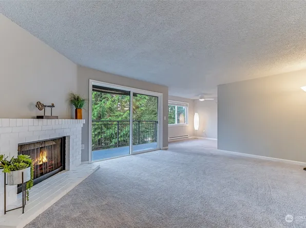 12719 NE 116th Street #E204, Kirkland, WA 98034