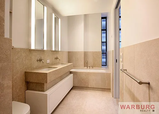 Rented by Warburg | media 30