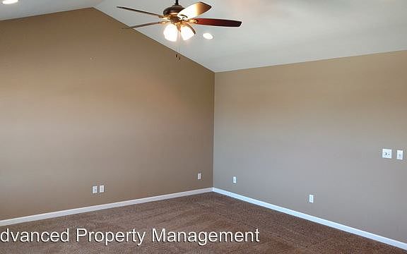 4th image of 5305 Stone Crest Dr