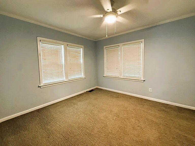 514 S Crestway St — Photo 16