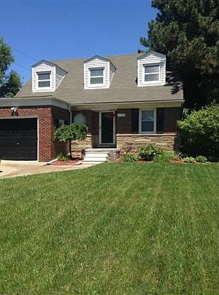 1st image of 27934 California Dr NE