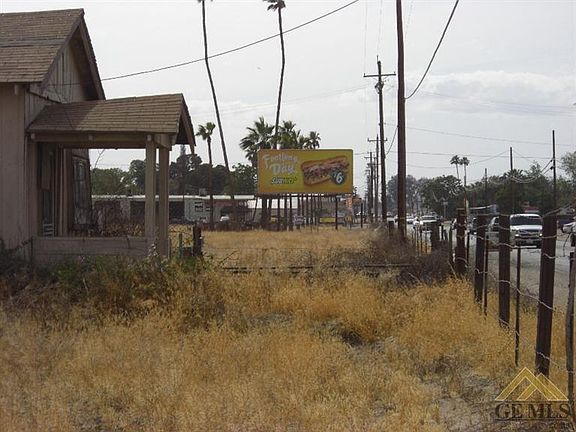 3rd image of 2341 Taft Hwy