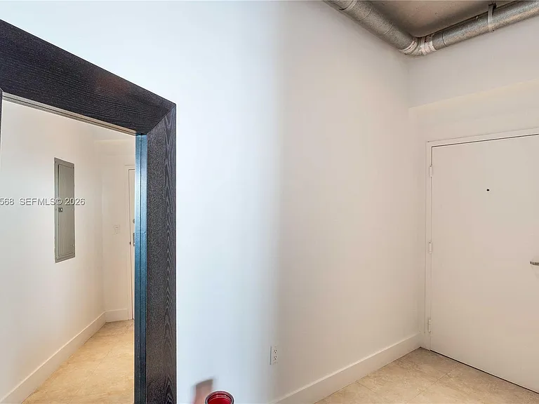 700 NE 25th St #1902 — Photo 17