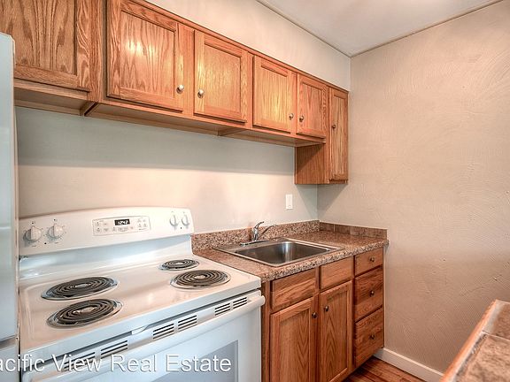 2nd image of 318 NE 65th St #6207472
