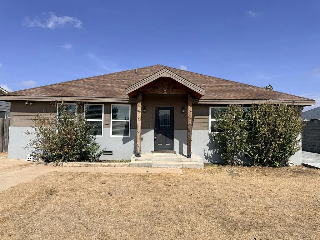 3 bed, 2.0 bath, 2010 sqft, $2,750 — Photo 1