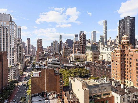 5th image of 345 E 69th St APT 17E