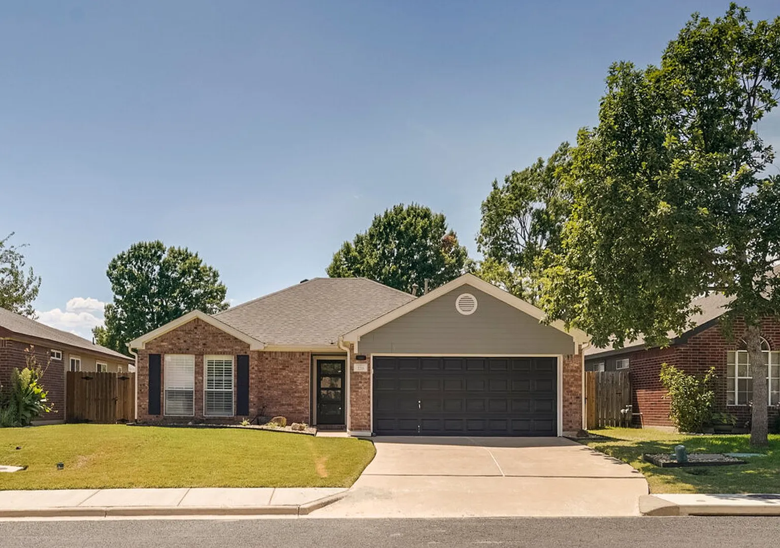226 Claris Ln, Georgetown, TX 78626 — Photo 1
