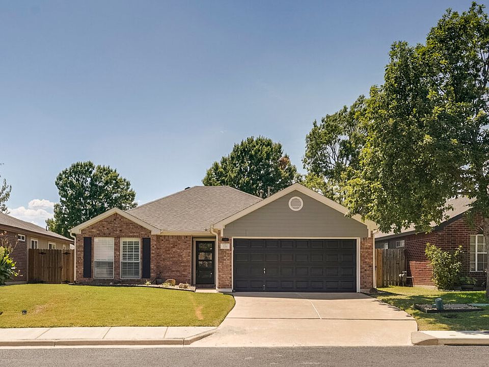 1st image of 226 Claris Ln