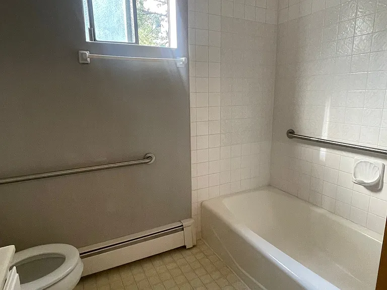 1122 Whitaker Dr #1122 — Photo 4