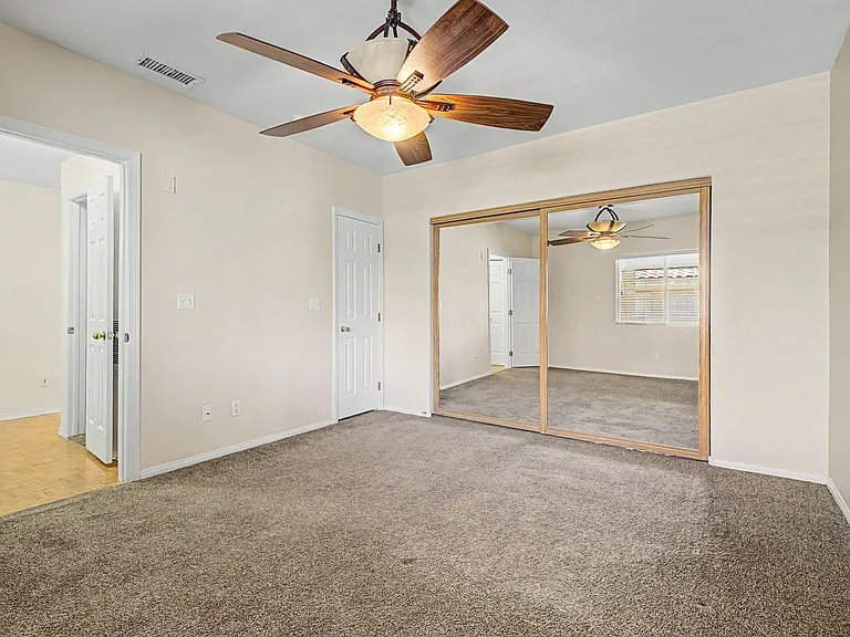 381 Manti Pl — Photo 17