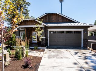 20677 SE Pelican Butte Pl, Bend, OR 97702