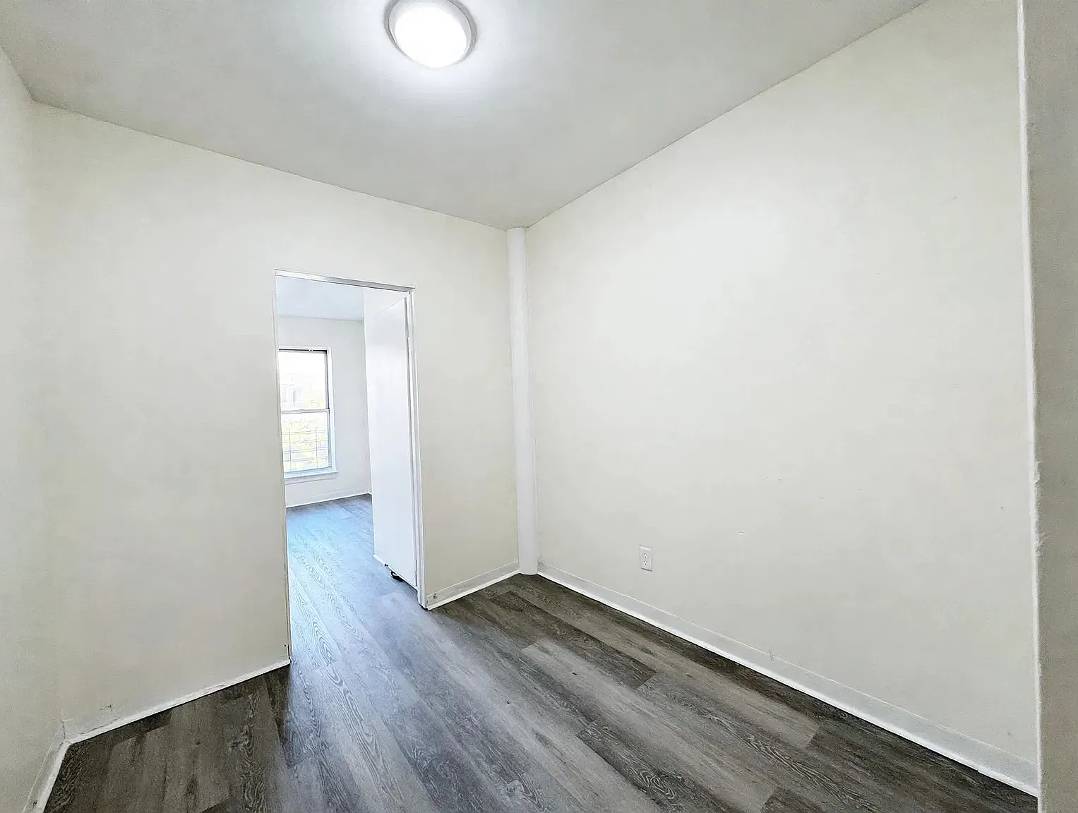 872 Bergen Street — Photo 4