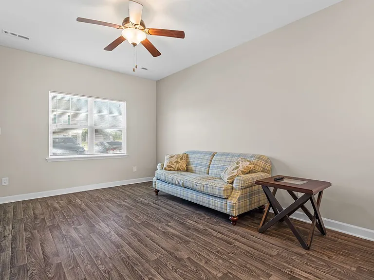 204 Alexa Pl — Photo 7