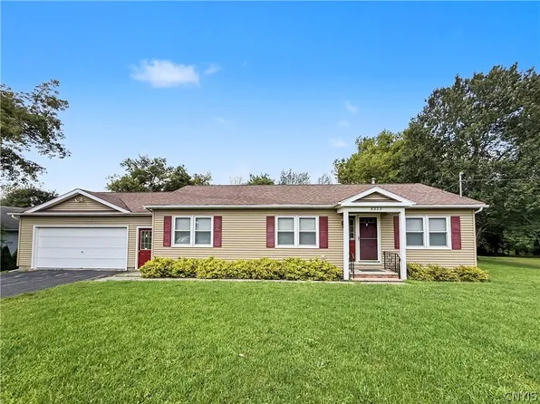 8323 Westmoreland Rd, Whitesboro, NY 13492