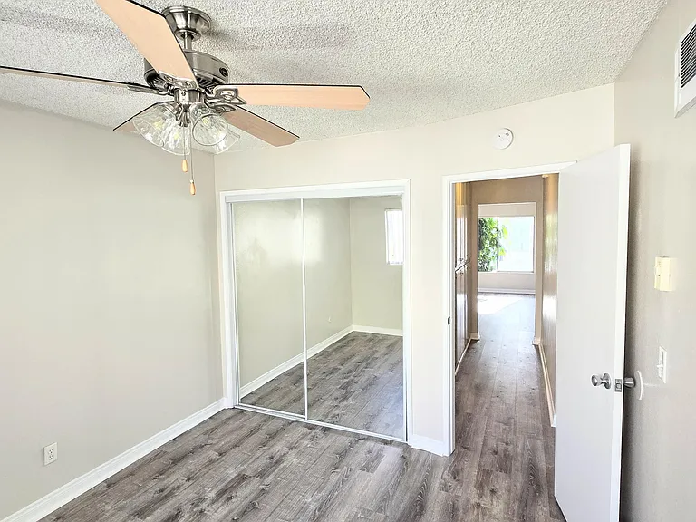 4525 Hamilton St #1 — Photo 21