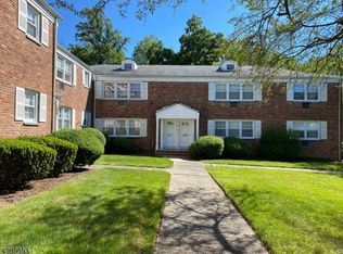 147 Ridge Rd, Cedar Grove, NJ 07009