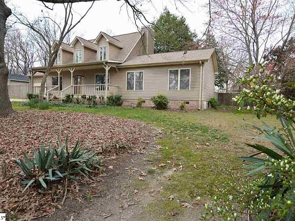 2nd image of 2 Woodharbor Dr