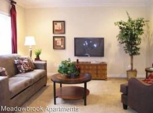 1020 E 12th St N APT 12, Newton, IA 50208