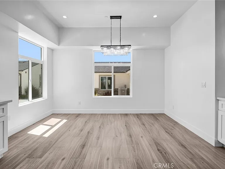 2130 W 238th St — Photo 13