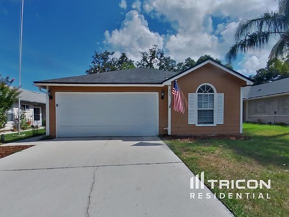 2nd image of 920 Majestic Cypress Dr N