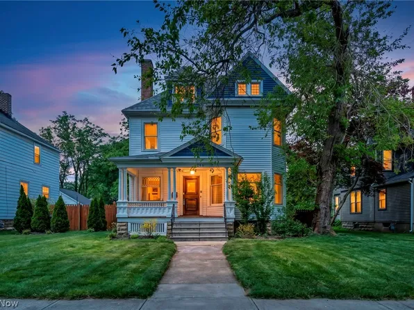 146 Harrison St, Elyria, OH 44035